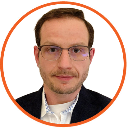 Yevgani Sirotin headshot
